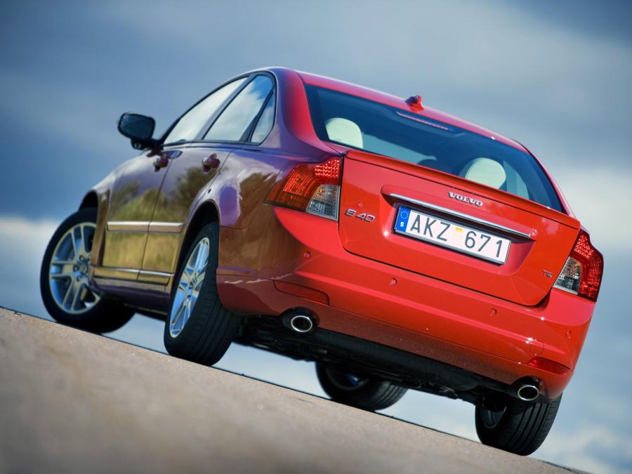  Volvo S40 T5 2007 года  (фото 6 из 41)